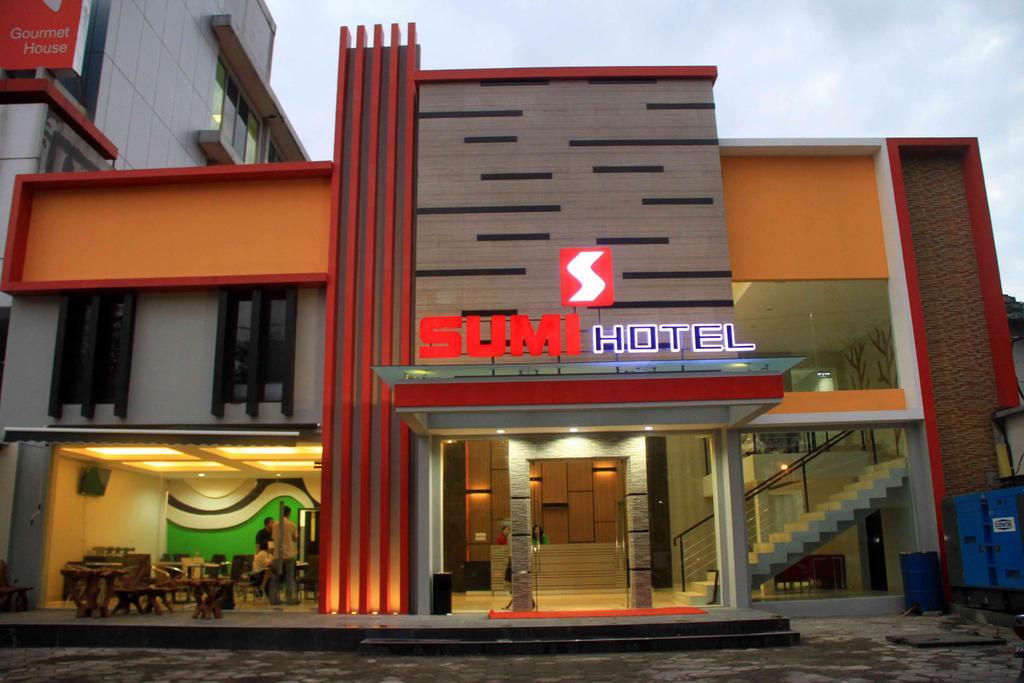 Sumi Hotel Simpang Lima Semarang Exterior photo